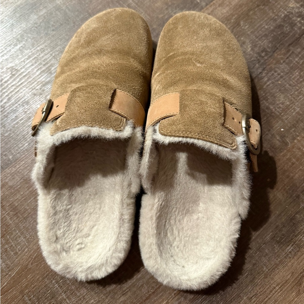 Ariat Country Sherpa Sandals